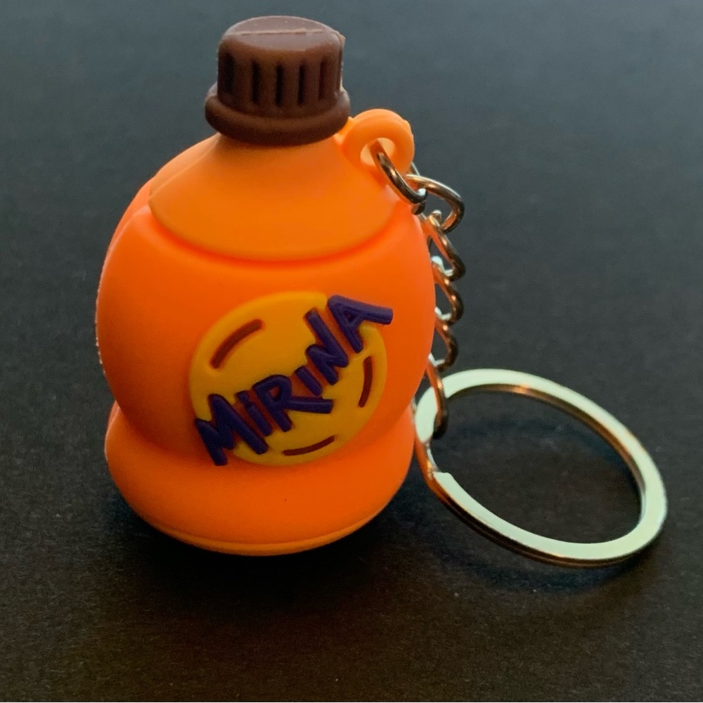 Mirinda orange drink keychain